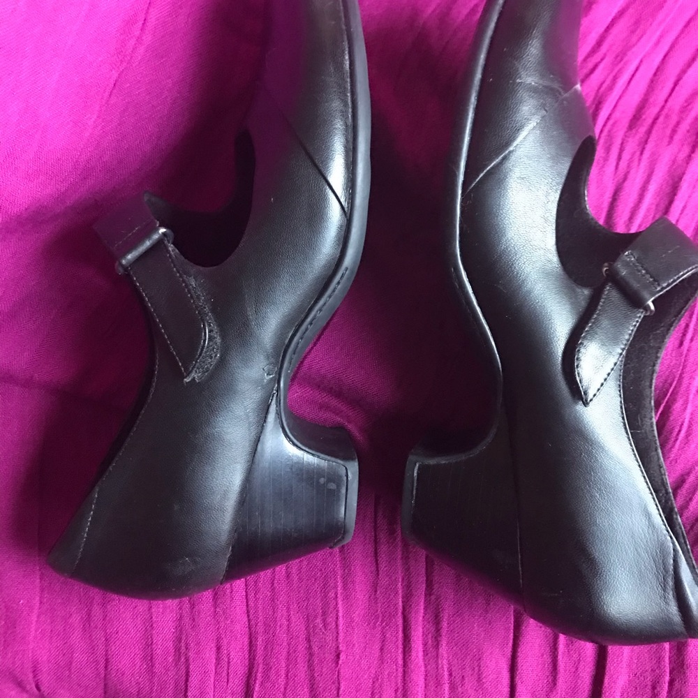 Clarks Black Mary Janes - Picture 6 of 10